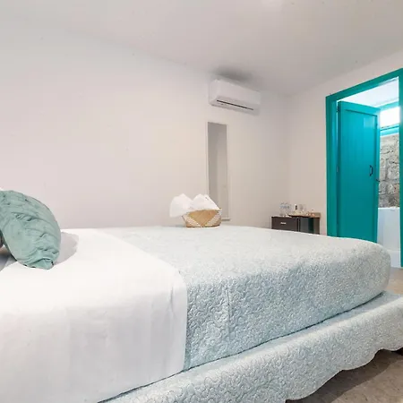 Casa Ifestou Apartahotel